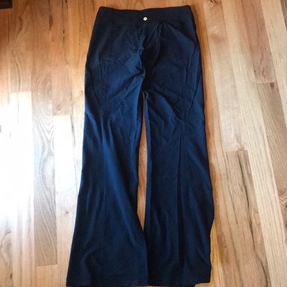 Lululemon yoga pants - Picture 3 of 7
